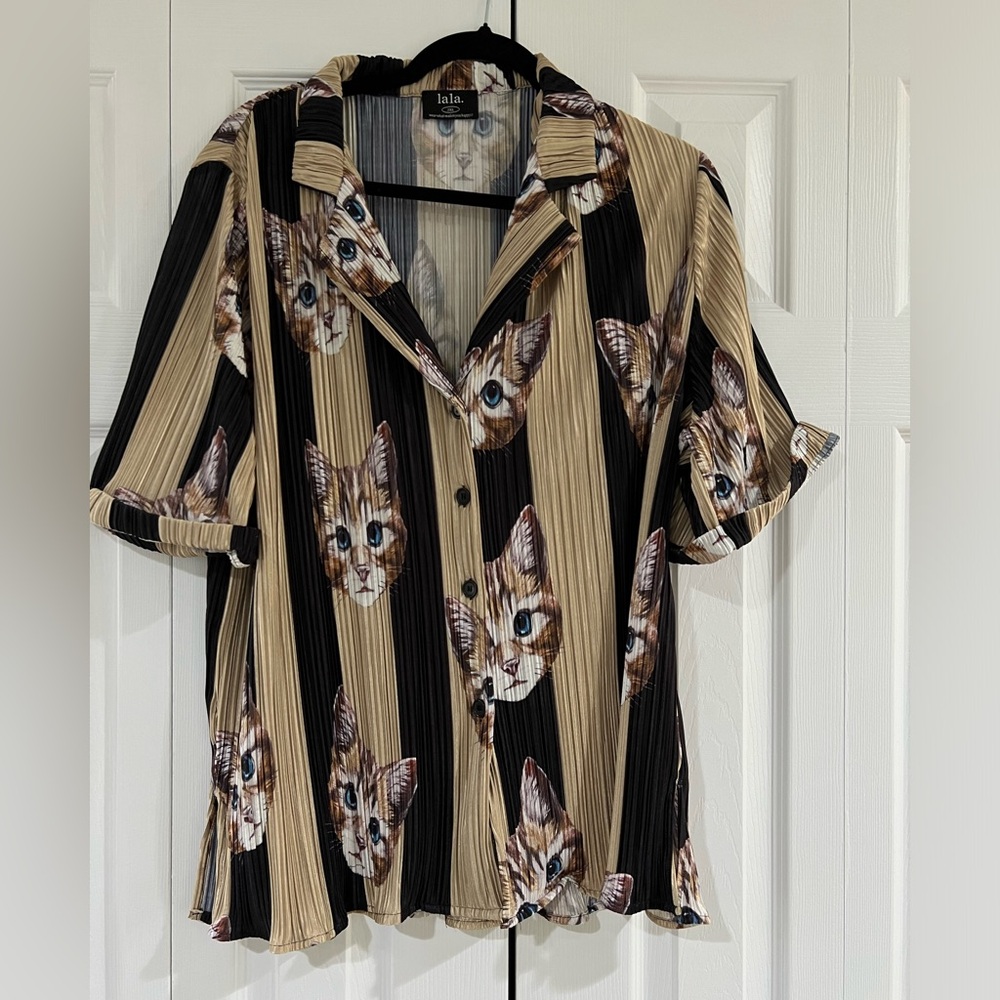 DRESSED IN LALA ORIGINAL: The World is Yours Plissé Set in Pretty Kitty